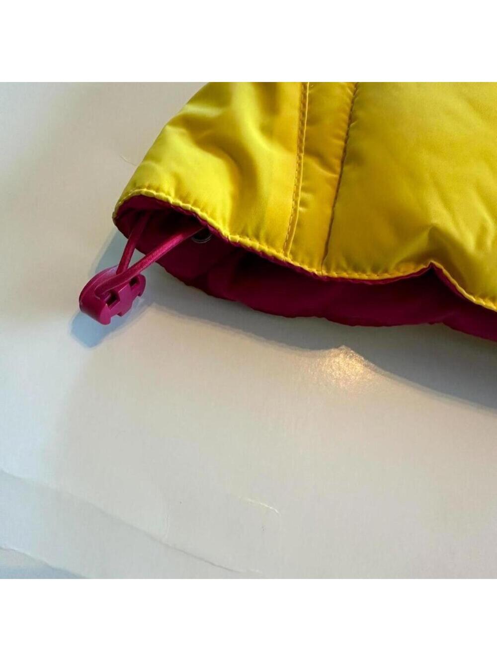 Yellow puffer Vest- size medium - Picture 6 of 6